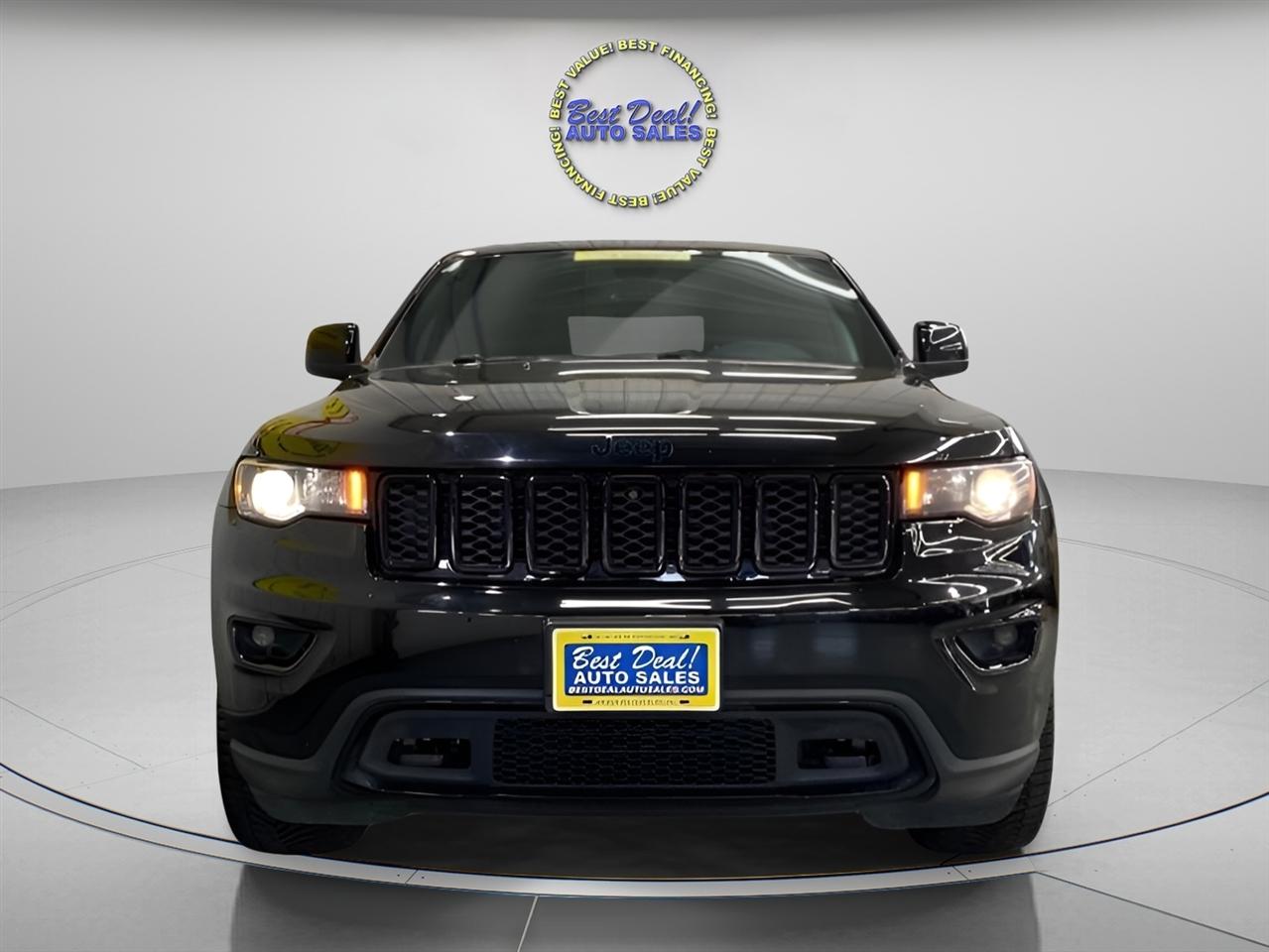 Jeep Grand Cherokee Laredo 4WD 2018