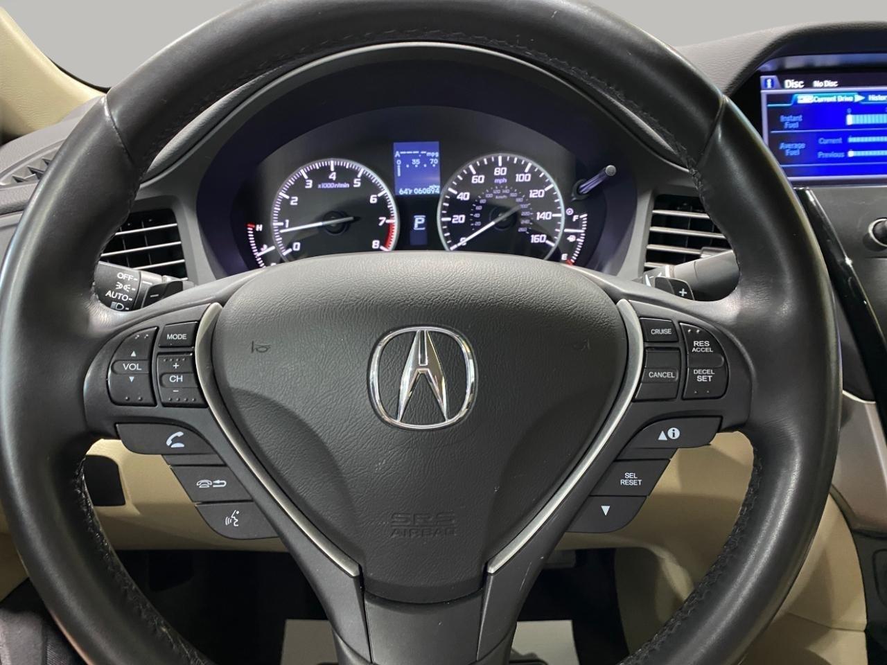 Acura ILX 8-Spd AT w/ Premium Package 2016