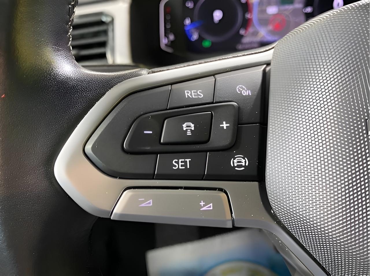 Volkswagen Atlas Cross Sport V6 SEL 4MOTION 2020