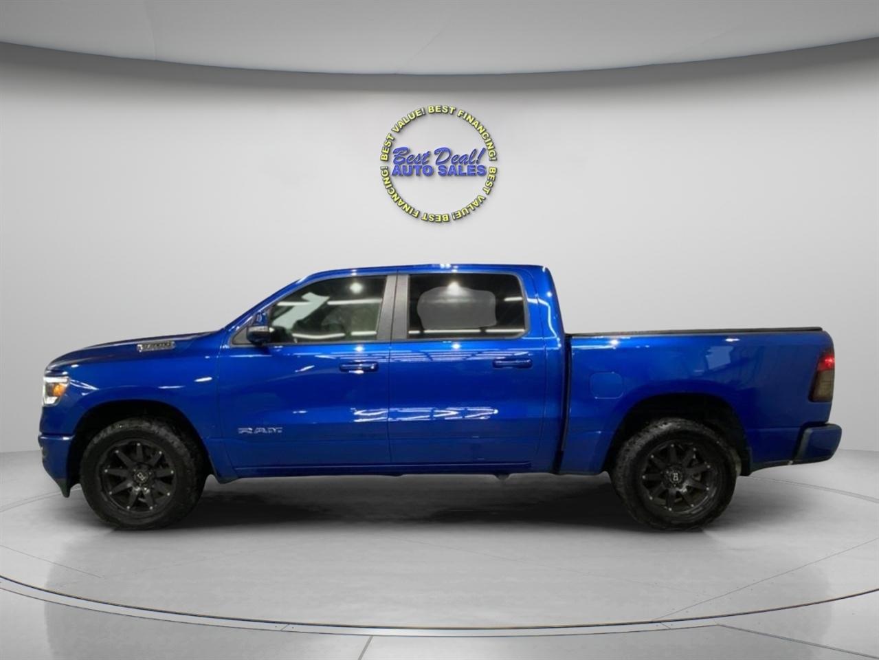RAM 1500 Big Horn Crew Cab SWB 4WD 2019