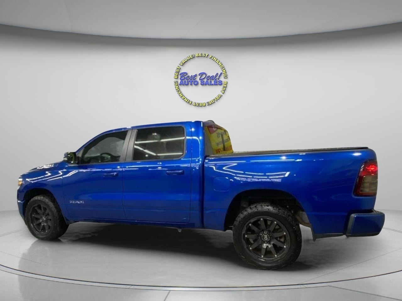 RAM 1500 Big Horn Crew Cab SWB 4WD 2019
