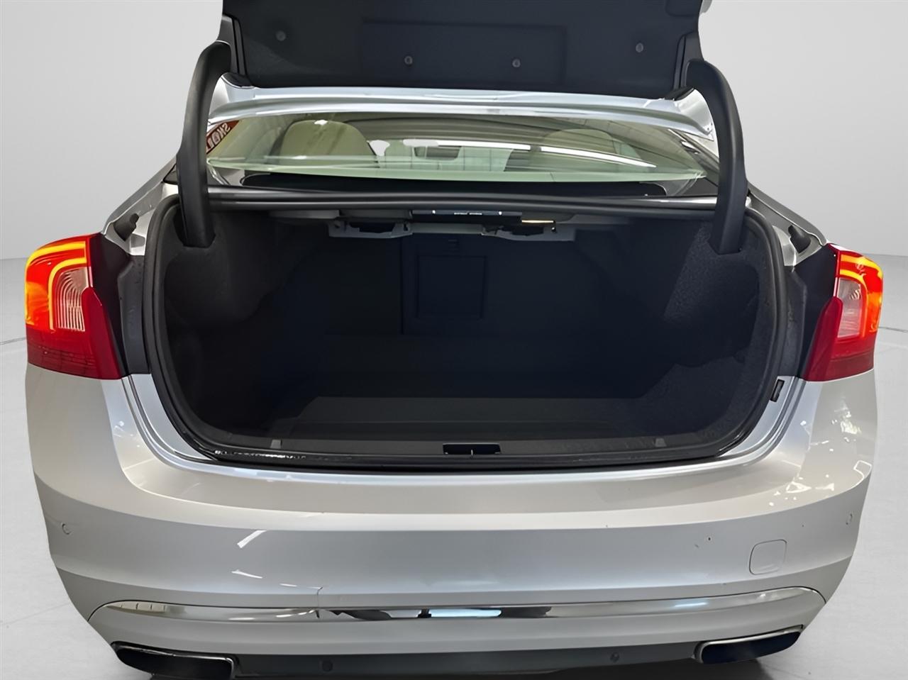 Volvo S60 T5 Inscription Platinum AWD 2016