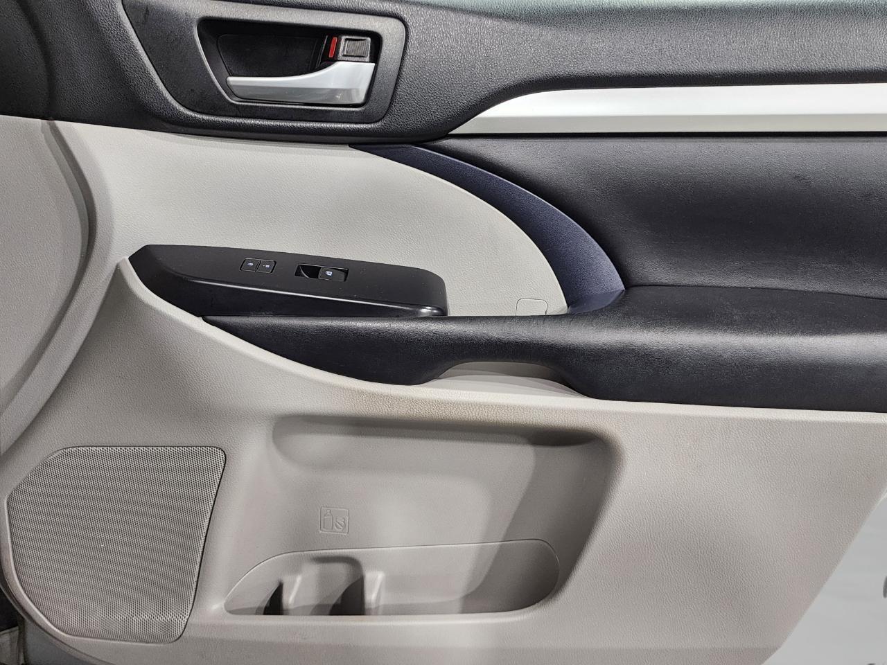 Toyota Highlander  2018