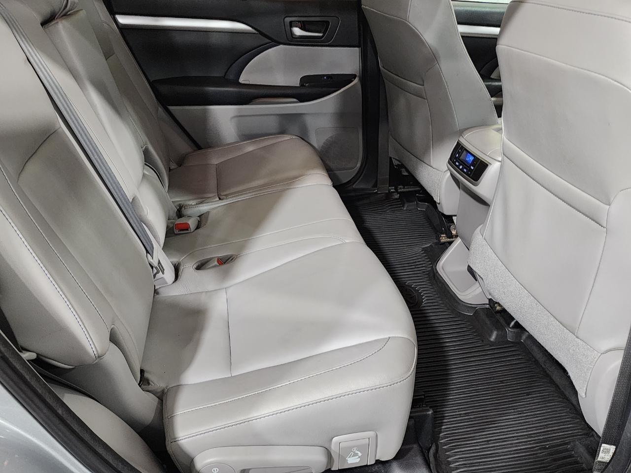 Toyota Highlander  2018