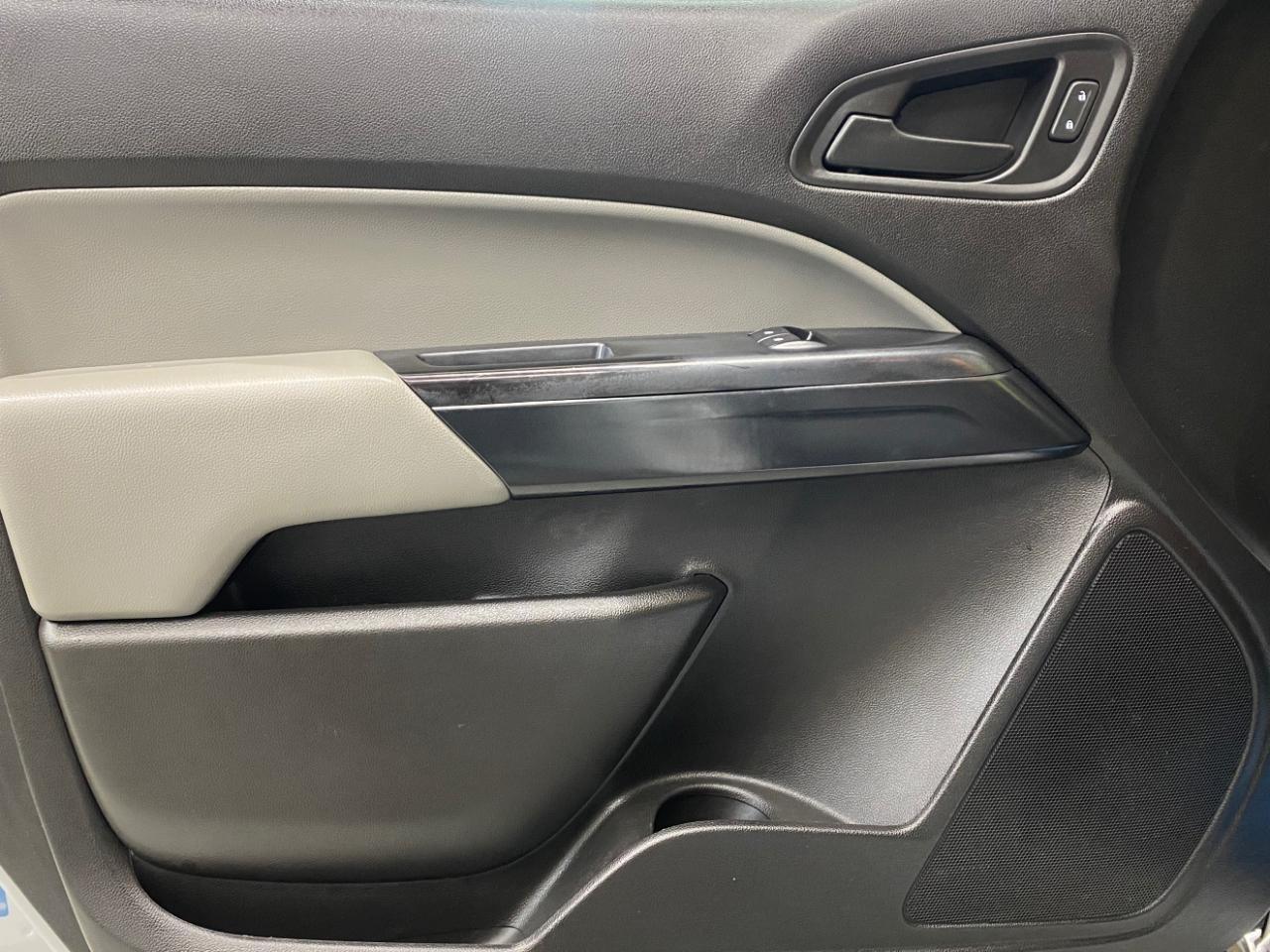 Chevrolet Colorado Work Truck Ext. Cab 4WD 2017