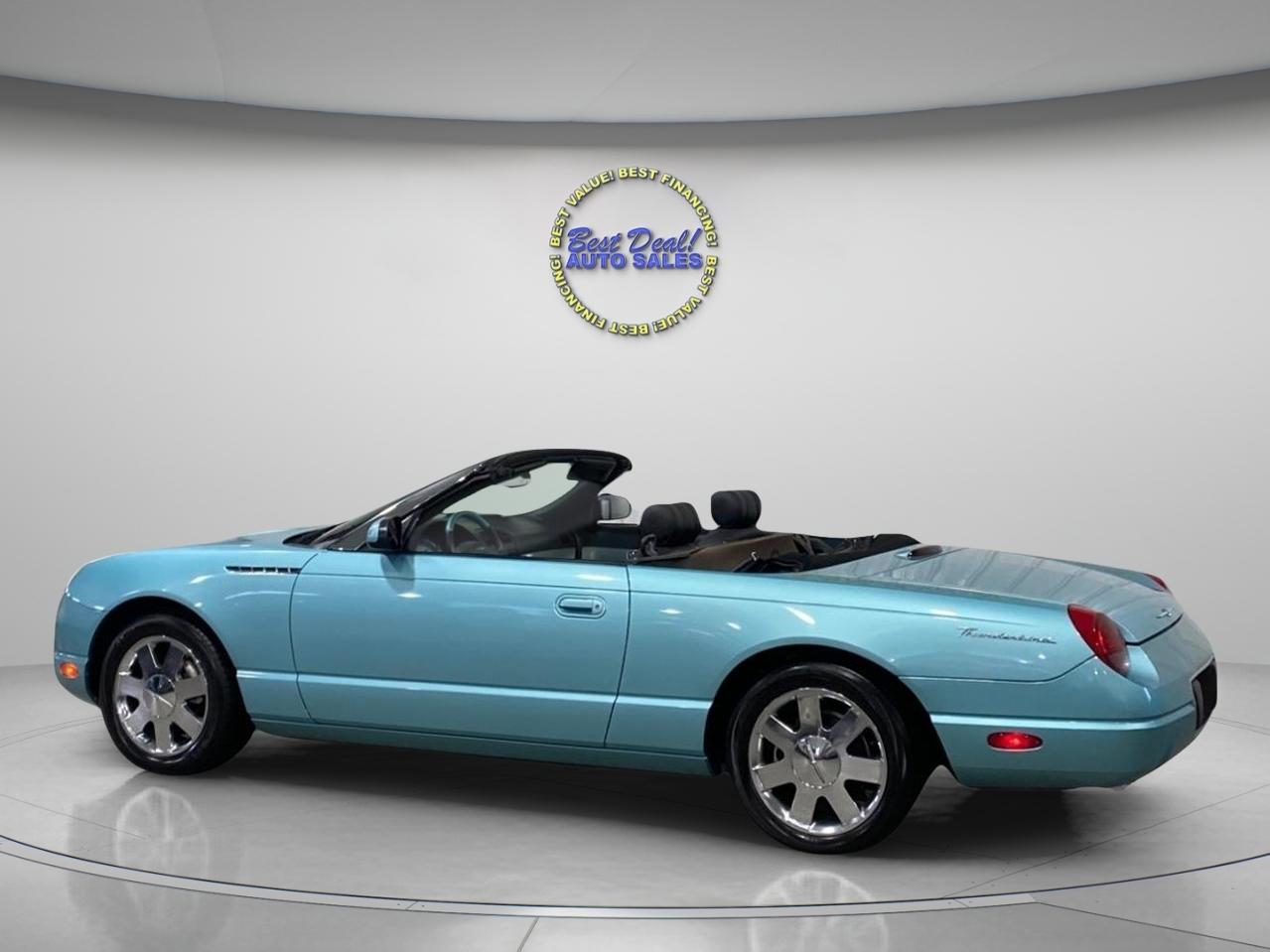 Ford Thunderbird Deluxe 2002