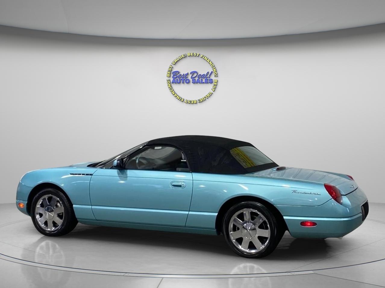 Ford Thunderbird Deluxe 2002
