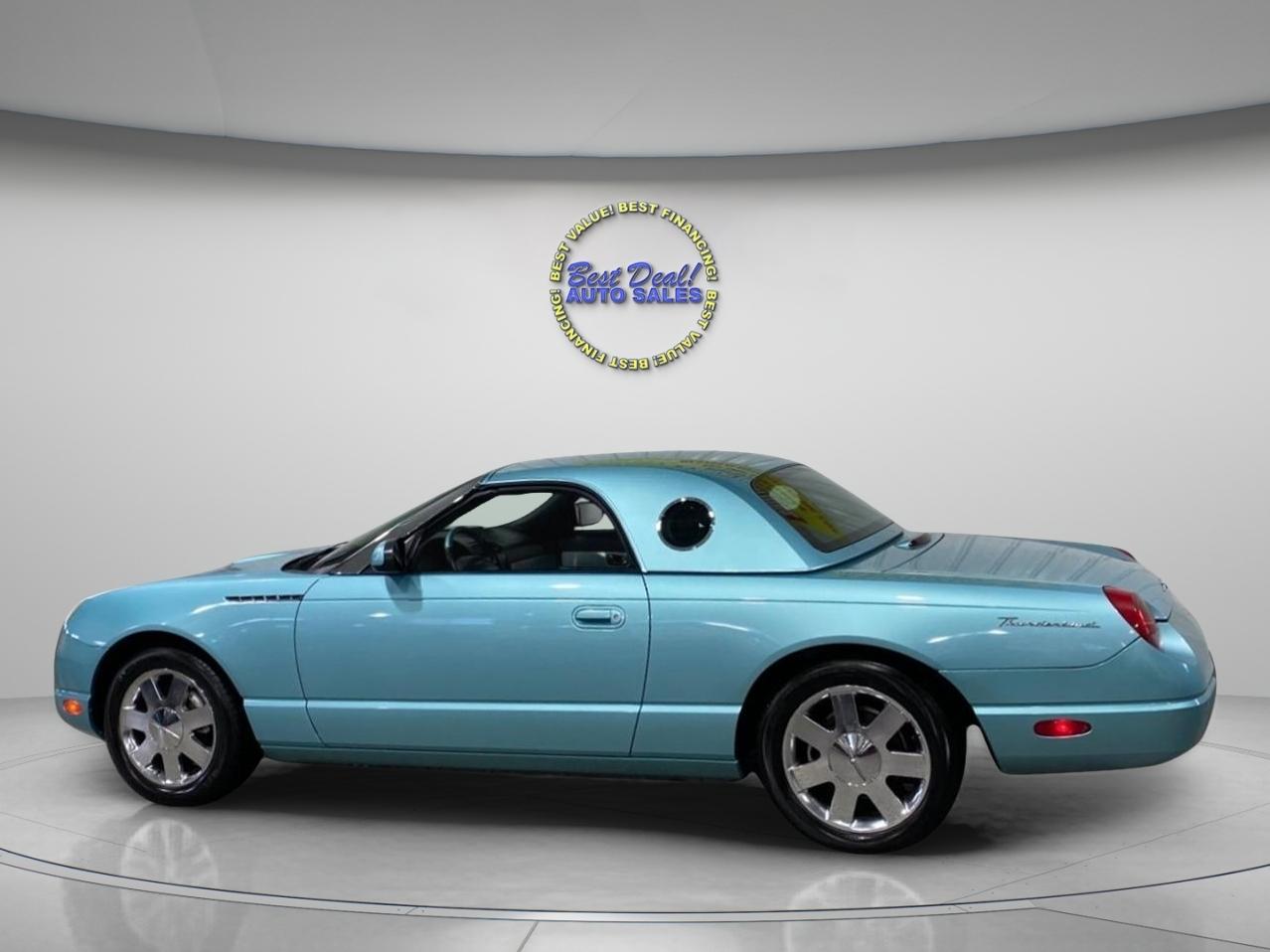 Ford Thunderbird Deluxe 2002