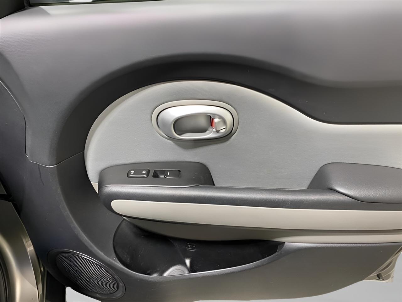 Kia Soul Base 6A 2016