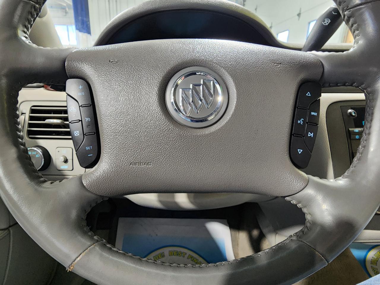 Buick Lucerne  2008