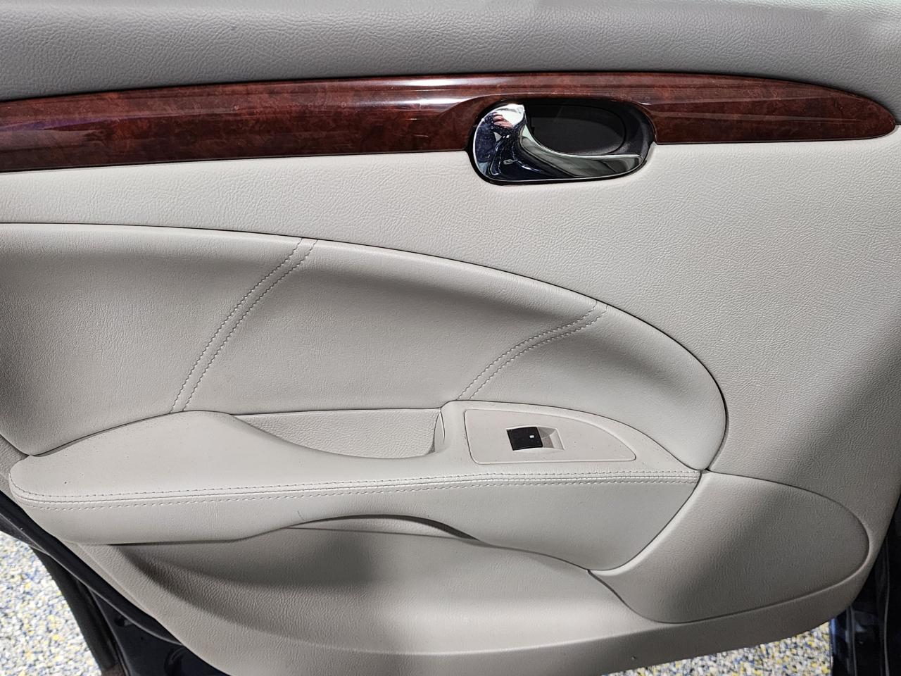 Buick Lucerne  2008