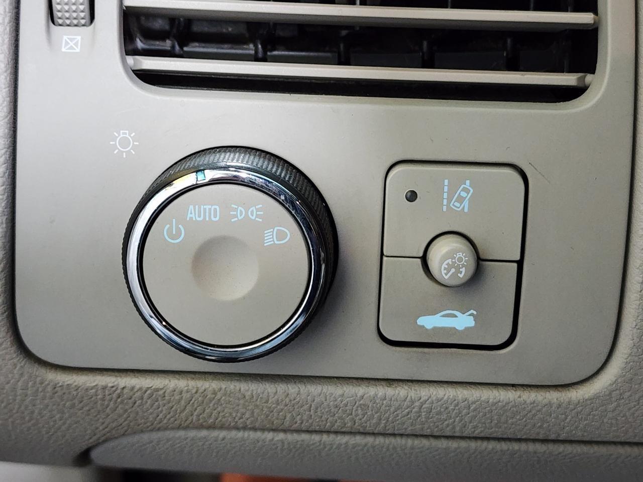 Buick Lucerne  2008
