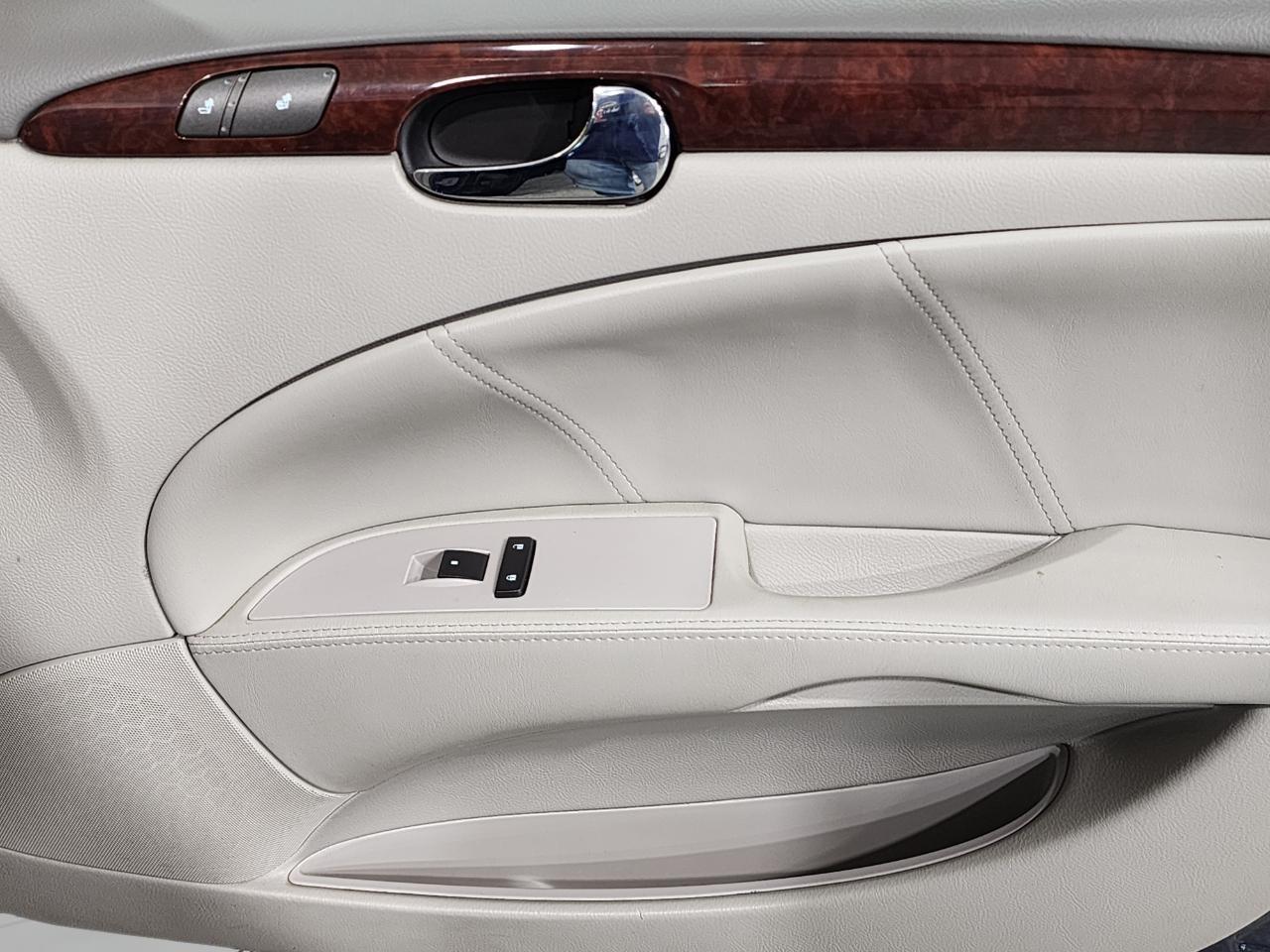 Buick Lucerne  2008