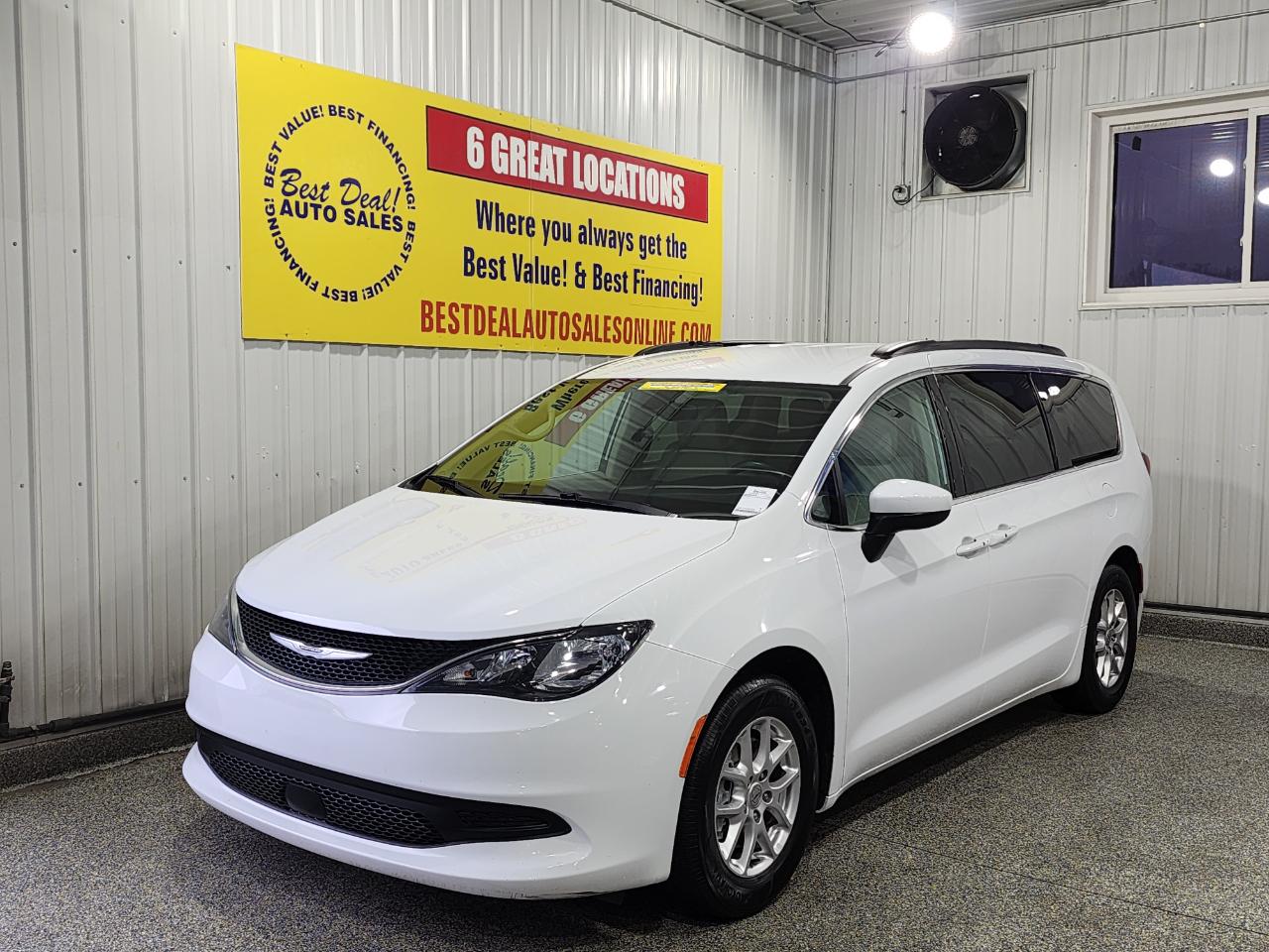 2021 Chrysler Voyager LXI