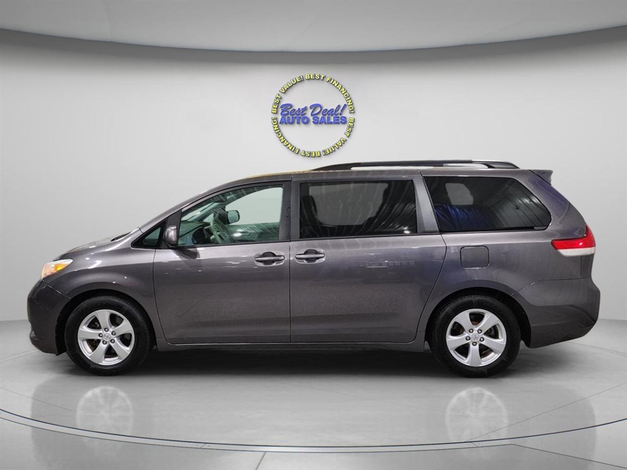 Toyota Sienna  2014