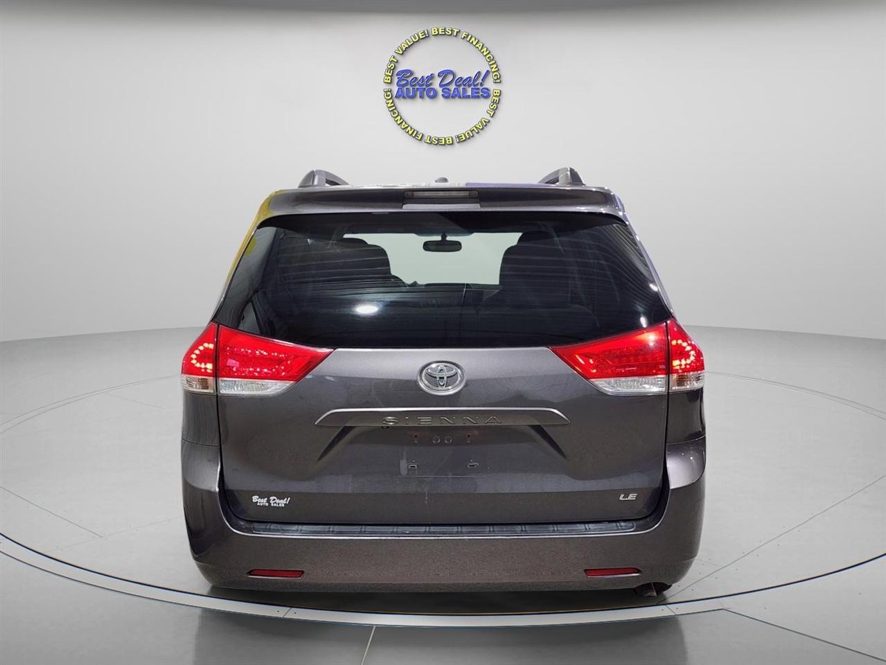 Toyota Sienna  2014