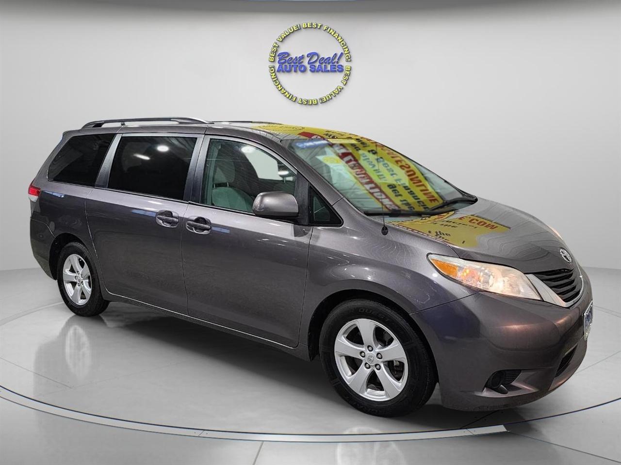 Toyota Sienna  2014