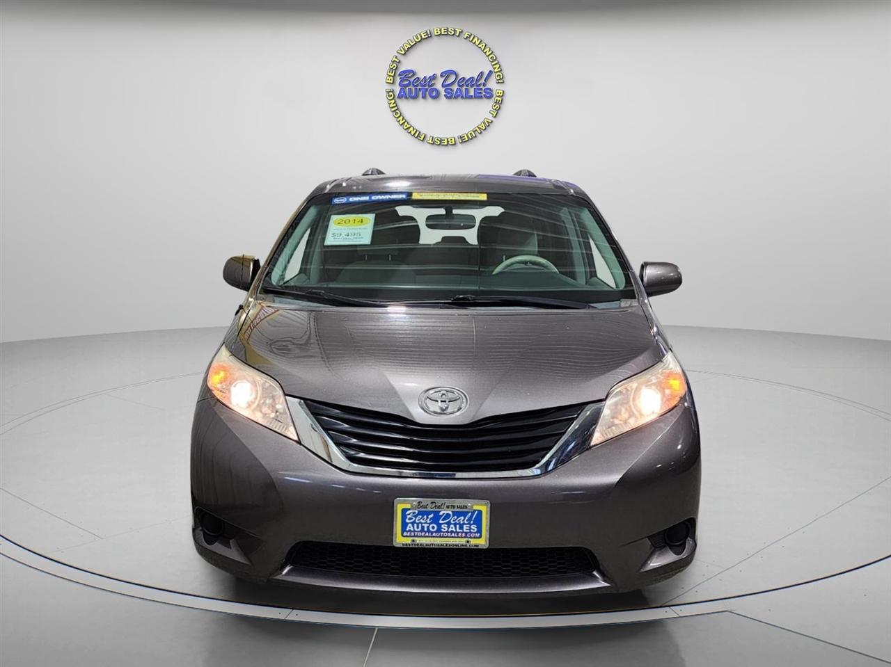 Toyota Sienna  2014