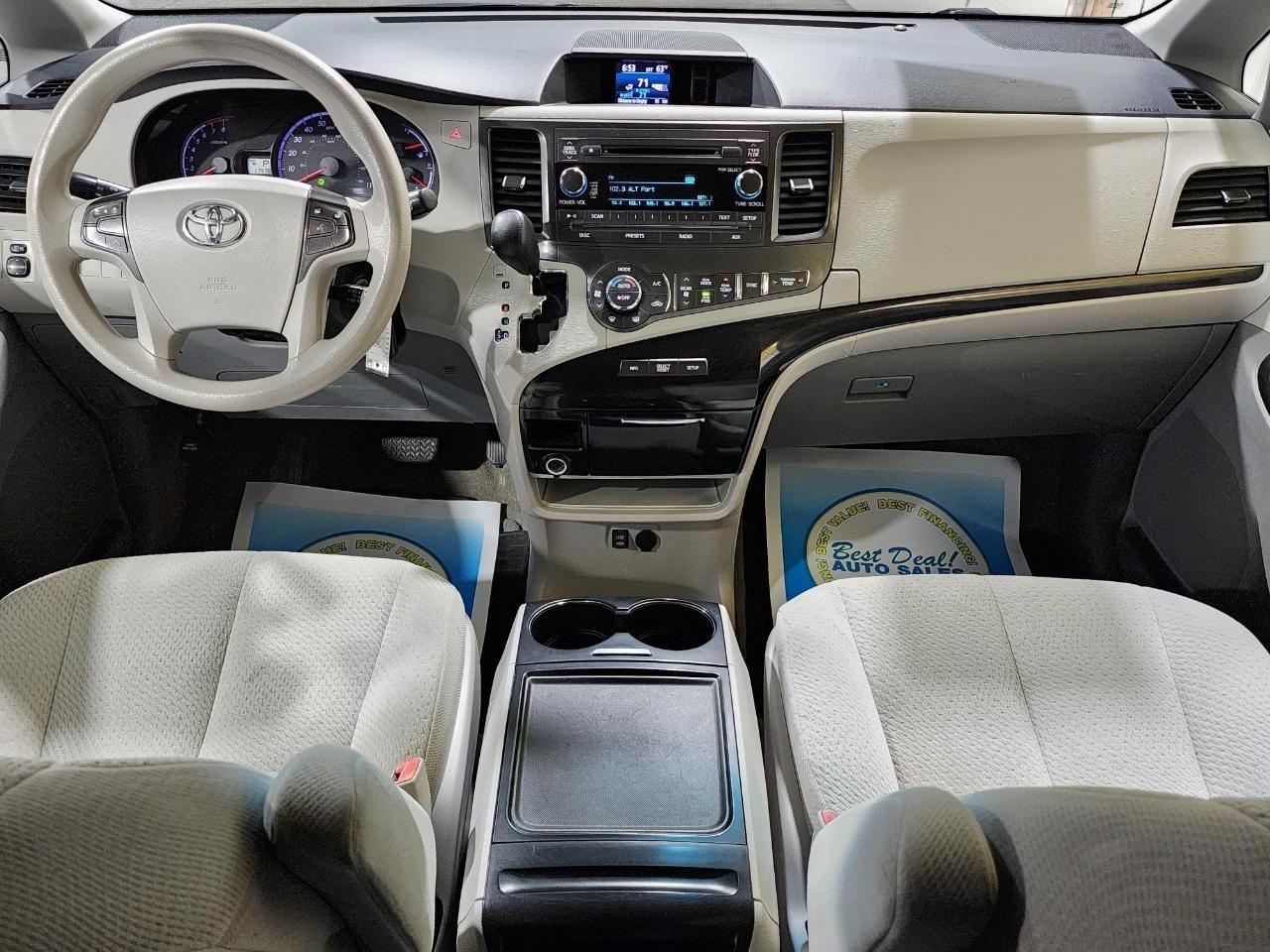Toyota Sienna  2014
