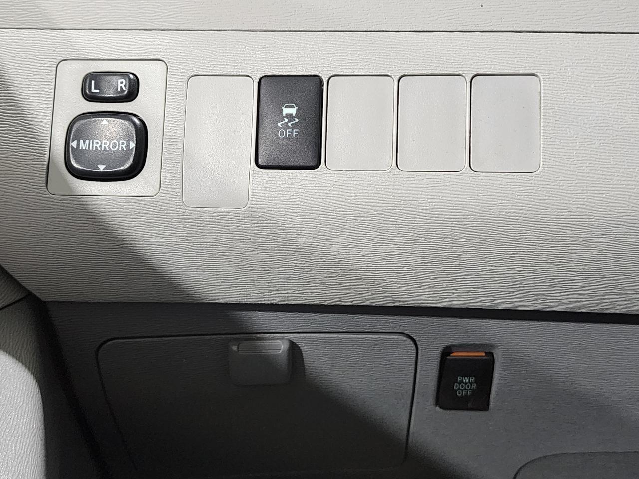 Toyota Sienna  2014