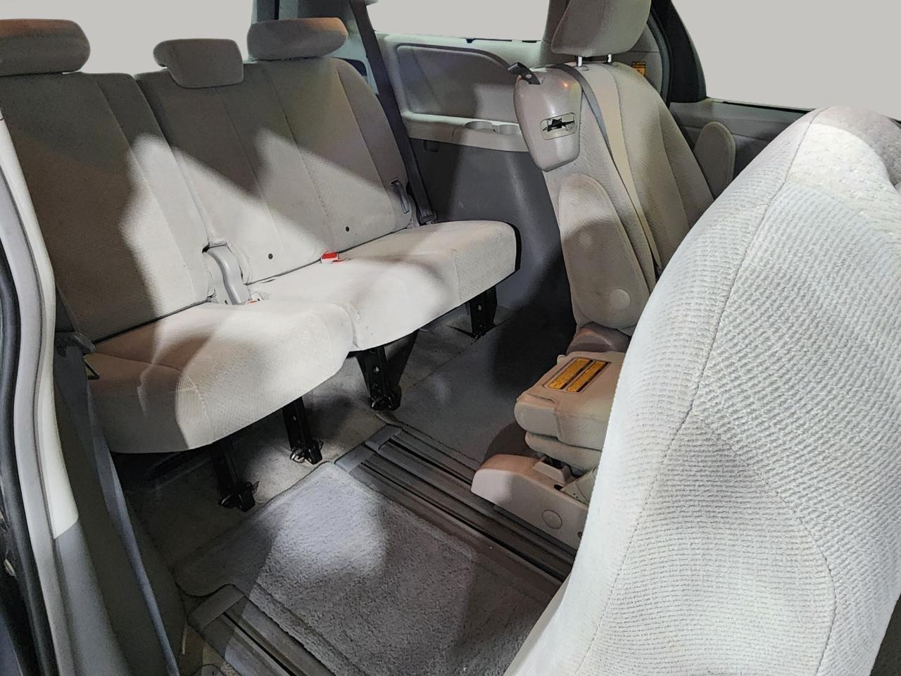 Toyota Sienna  2014