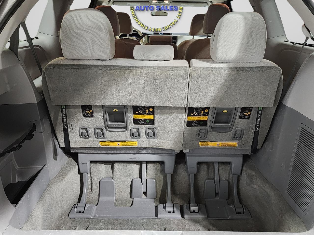 Toyota Sienna  2014