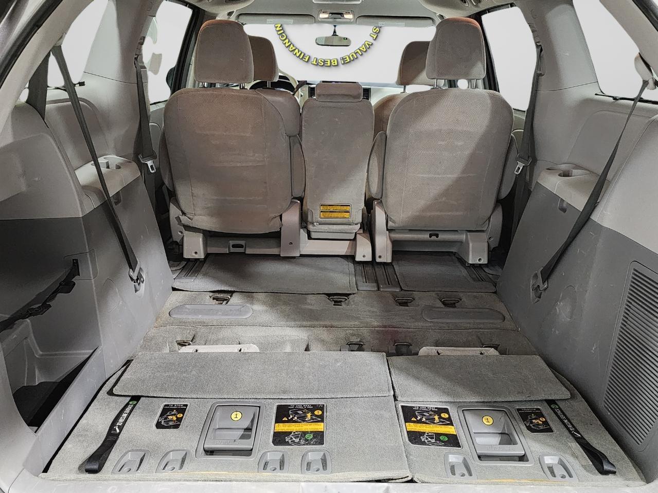 Toyota Sienna  2014