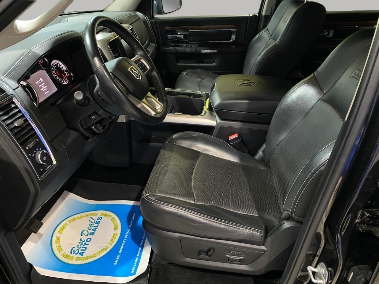 RAM 1500 Laramie Crew Cab SWB 4WD 2016
