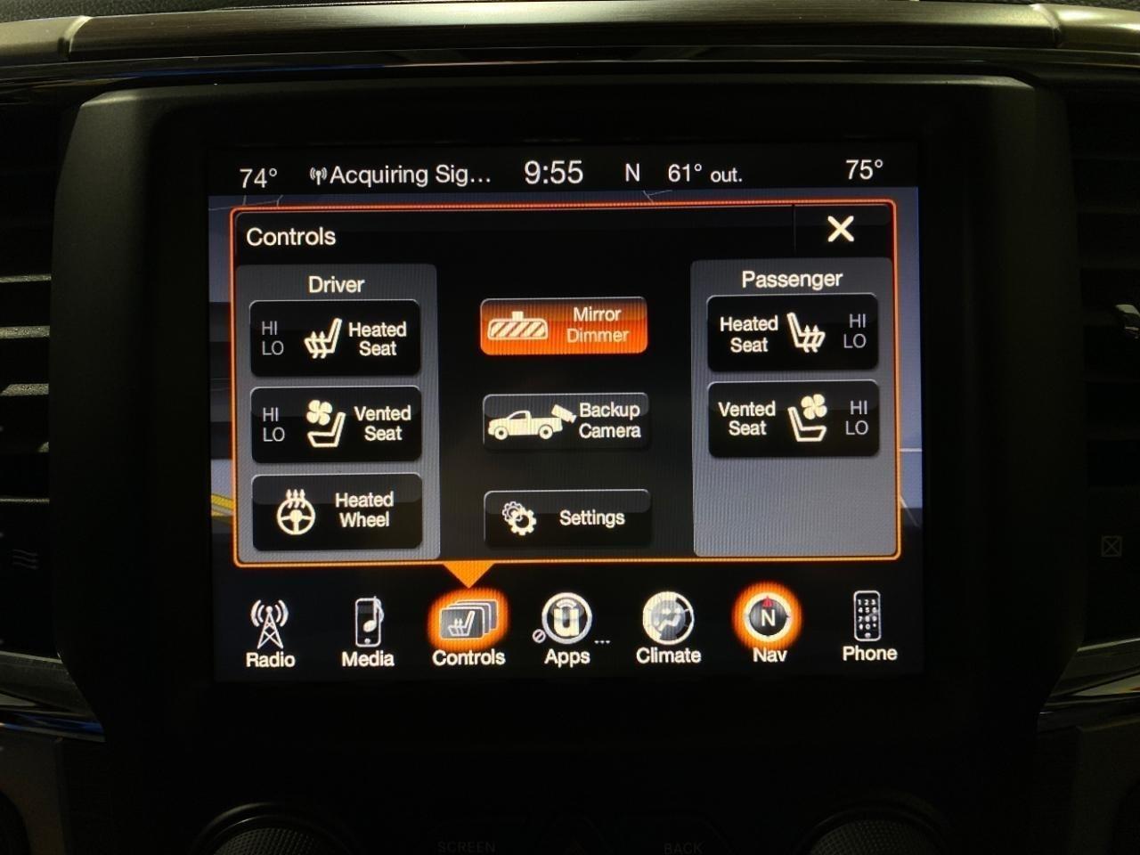 RAM 1500 Laramie Crew Cab SWB 4WD 2016
