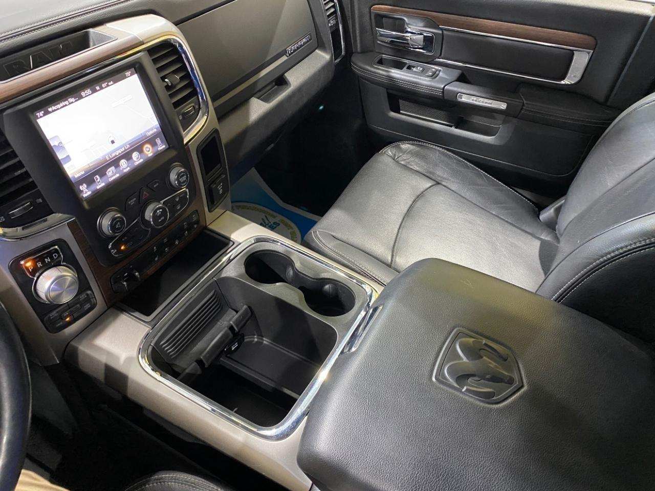 RAM 1500 Laramie Crew Cab SWB 4WD 2016