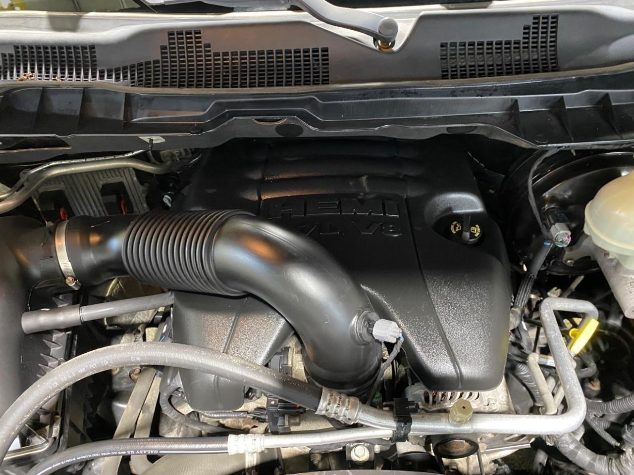RAM 1500 Laramie Crew Cab SWB 4WD 2016