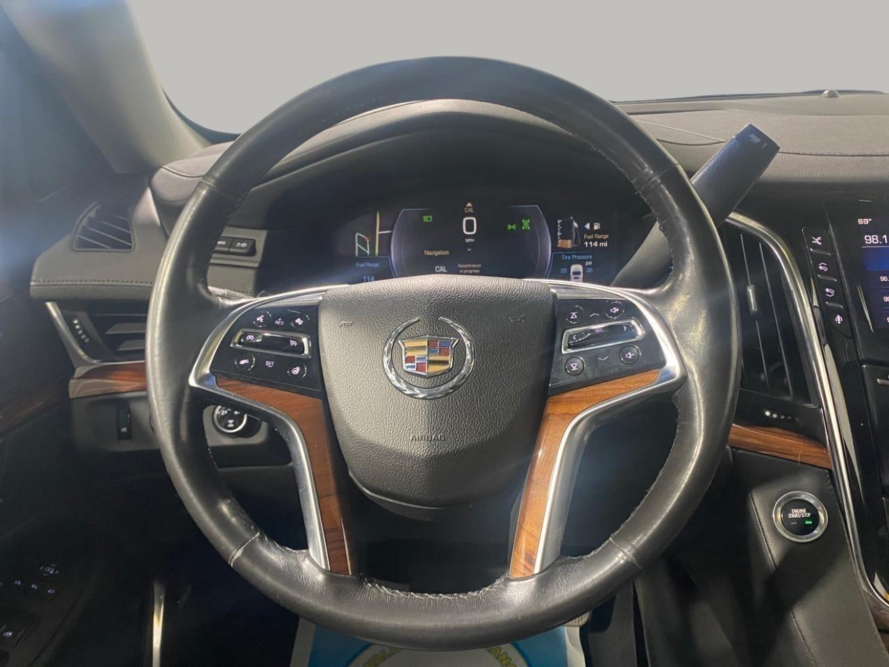 Cadillac Escalade Premium 4WD 2015
