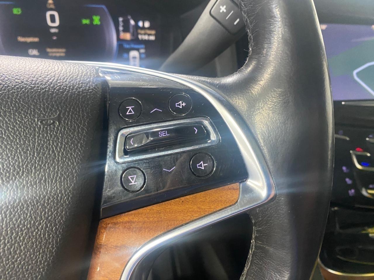 Cadillac Escalade Premium 4WD 2015