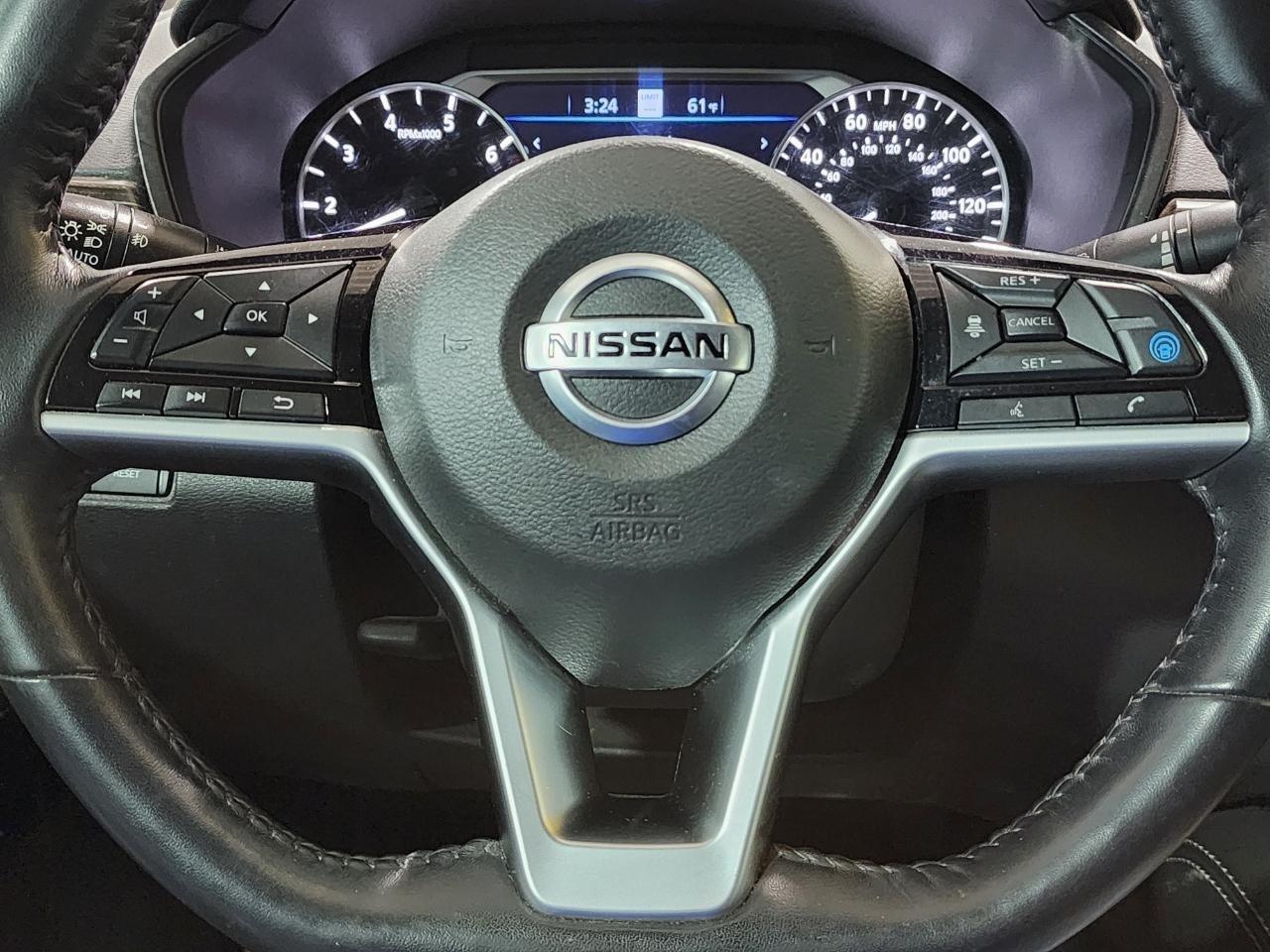 Nissan Altima  2021