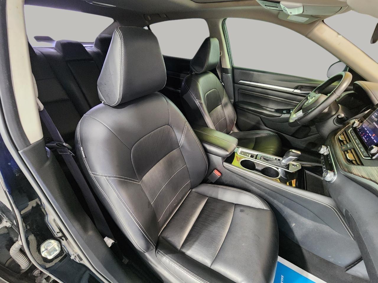 Nissan Altima  2021