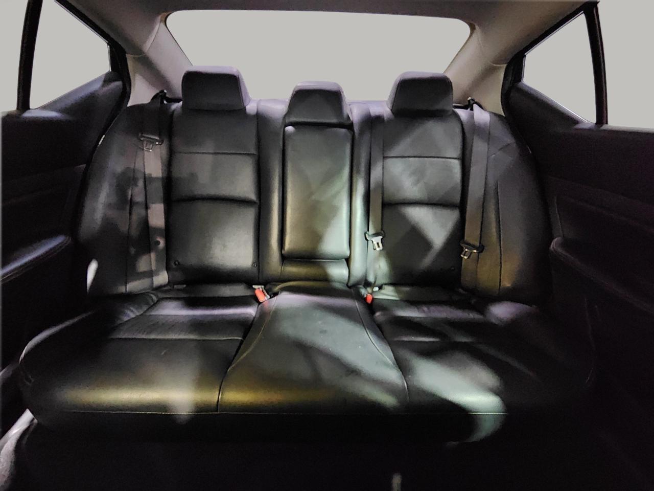 Nissan Altima  2021