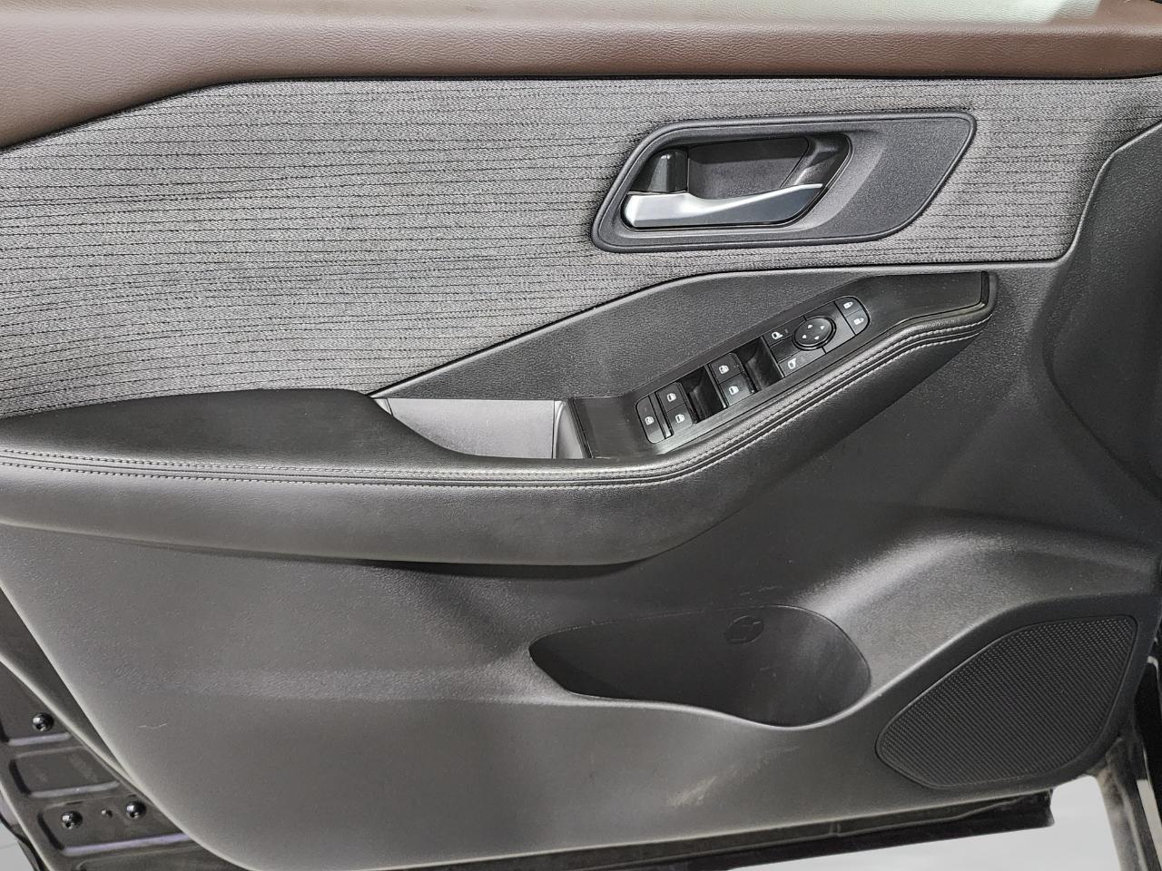 Nissan Rogue  2022