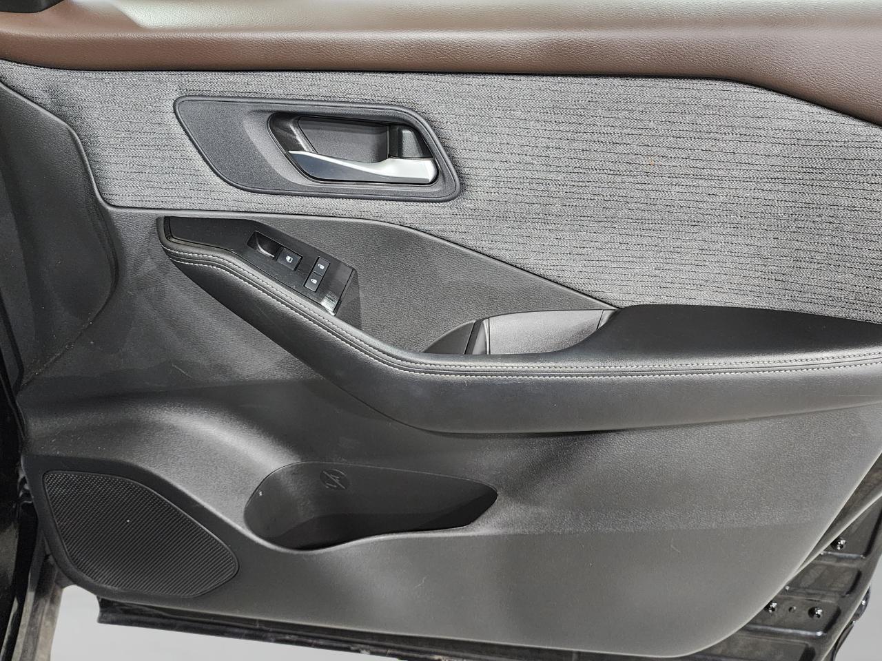Nissan Rogue  2022