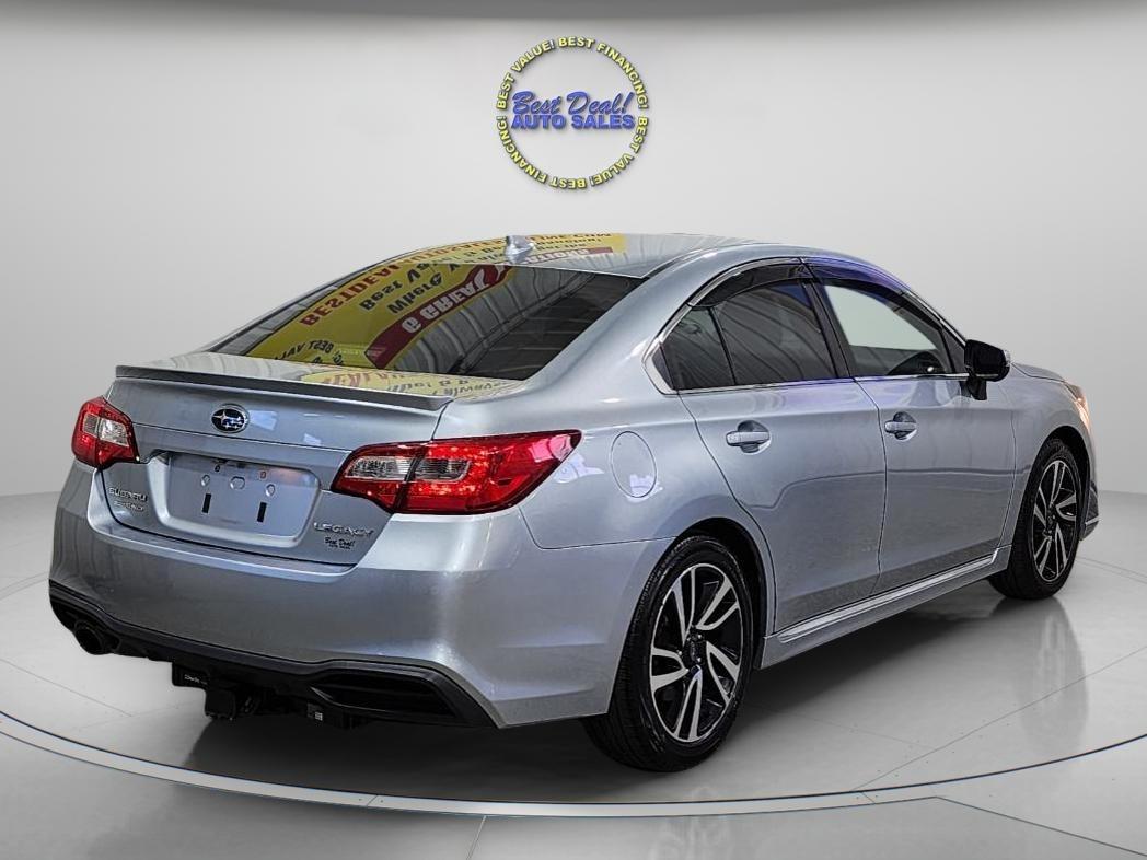 Subaru Legacy  2018