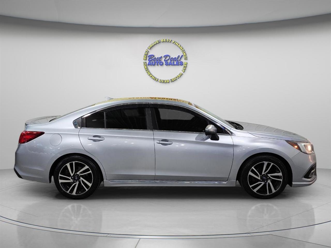 Subaru Legacy  2018
