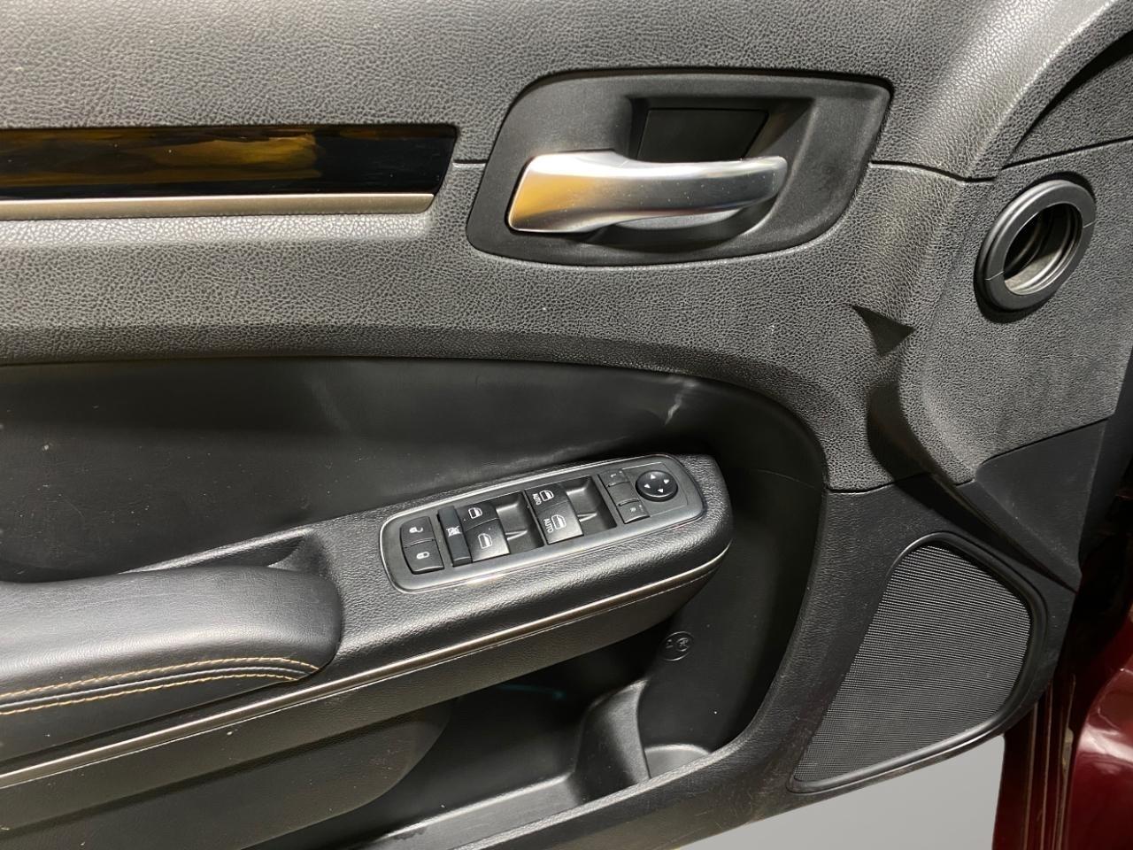 Chrysler 300 S V6 RWD 2019