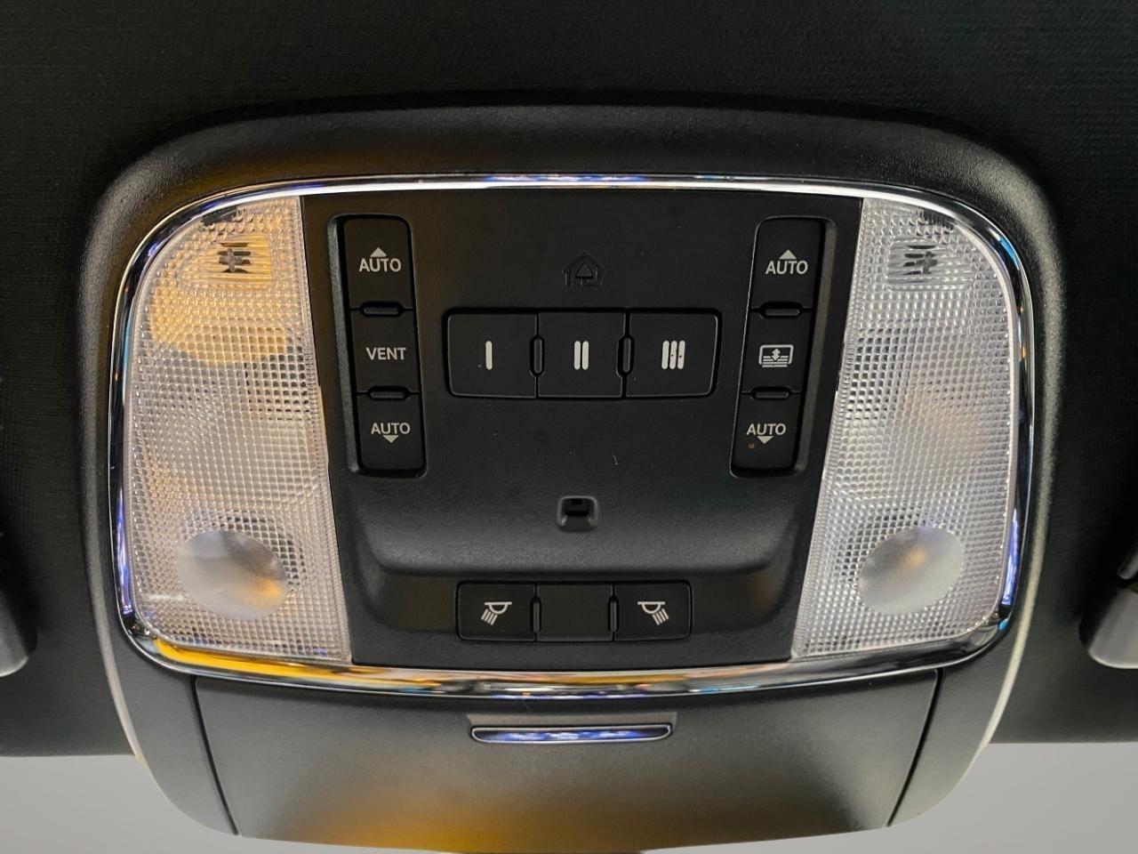 Chrysler 300 S V6 RWD 2019