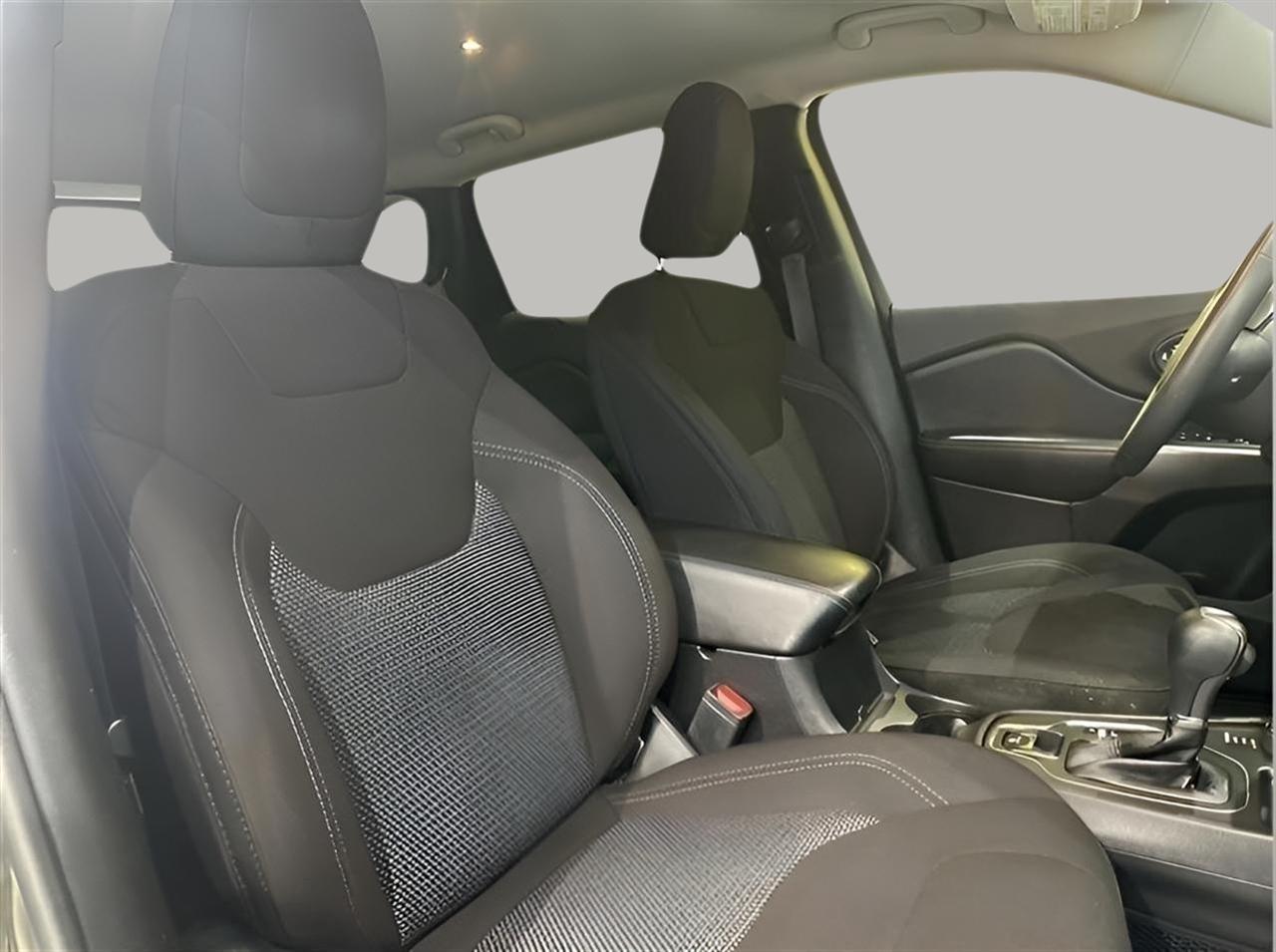 Jeep Cherokee Latitude 4WD 2021