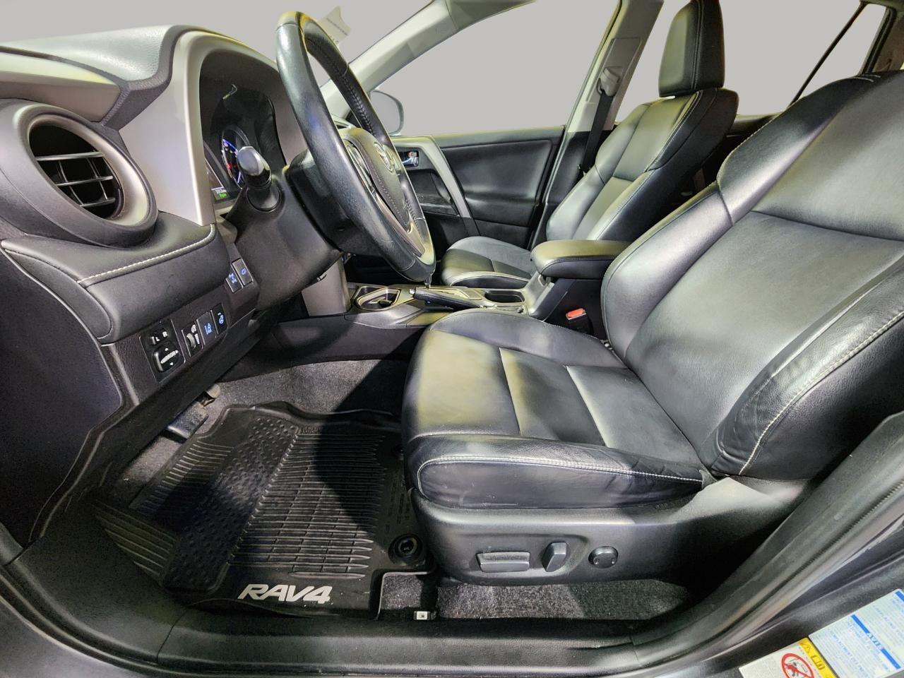 Toyota RAV4  2017