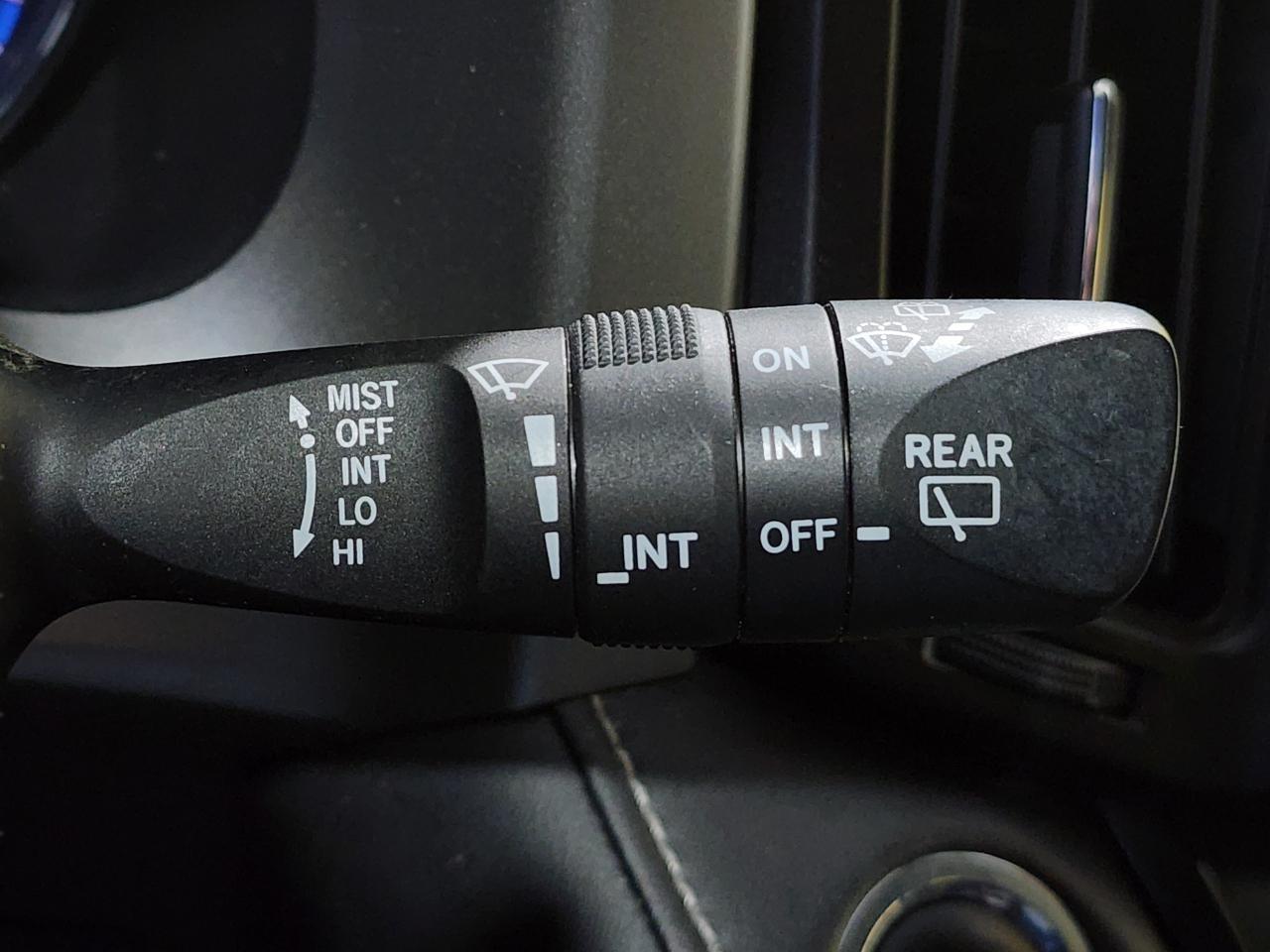 Toyota RAV4  2017
