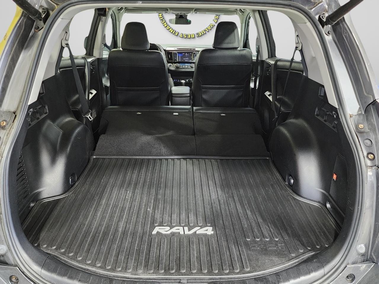 Toyota RAV4  2017