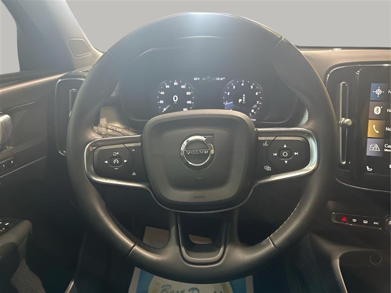 Volvo XC40 T5 Momentum AWD 2022