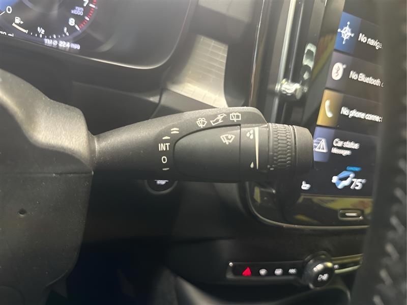 Volvo XC40 T5 Momentum AWD 2022