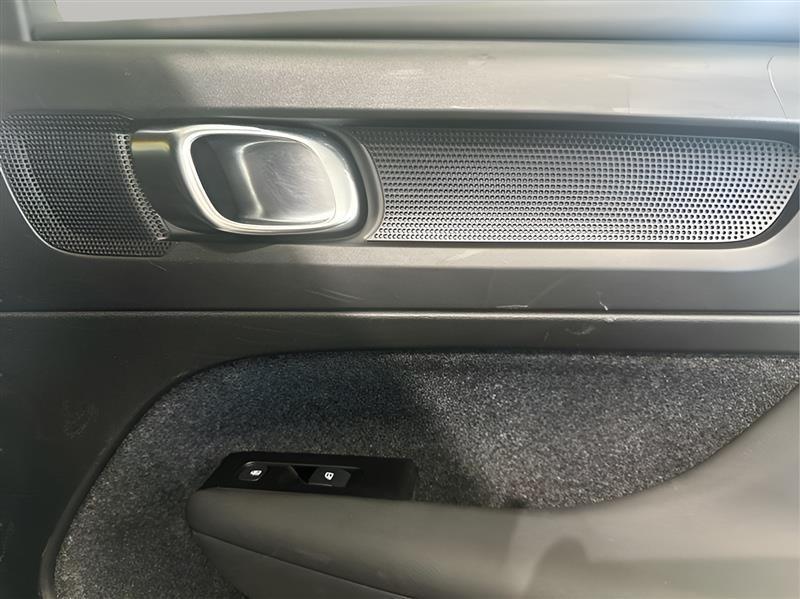 Volvo XC40 T5 Momentum AWD 2022