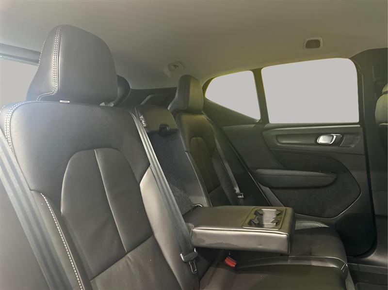 Volvo XC40 T5 Momentum AWD 2022